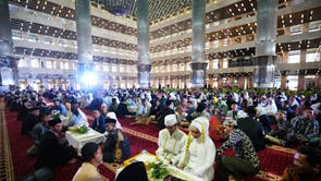 Indonesia Mass Wedding Photo Gallery