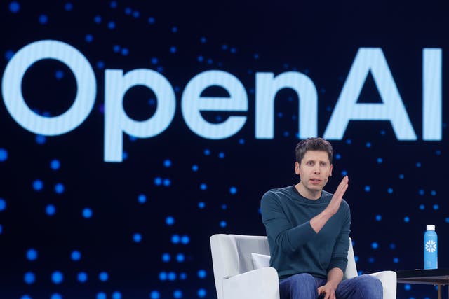 <p>Sam Altman, director ejecutivo de OpenAI, habla durante la cumbre Snowflake Summit 2025 en el Moscone Center el 2 de junio de 2025 en San Francisco, California</p>