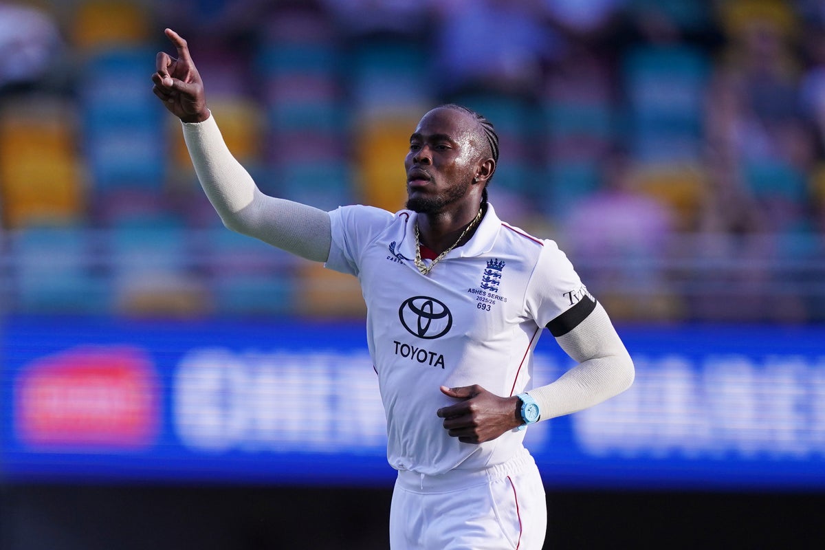 Ashes 2025 live score: Stokes removes Labuschagne to interrupt Australia progress in first innings