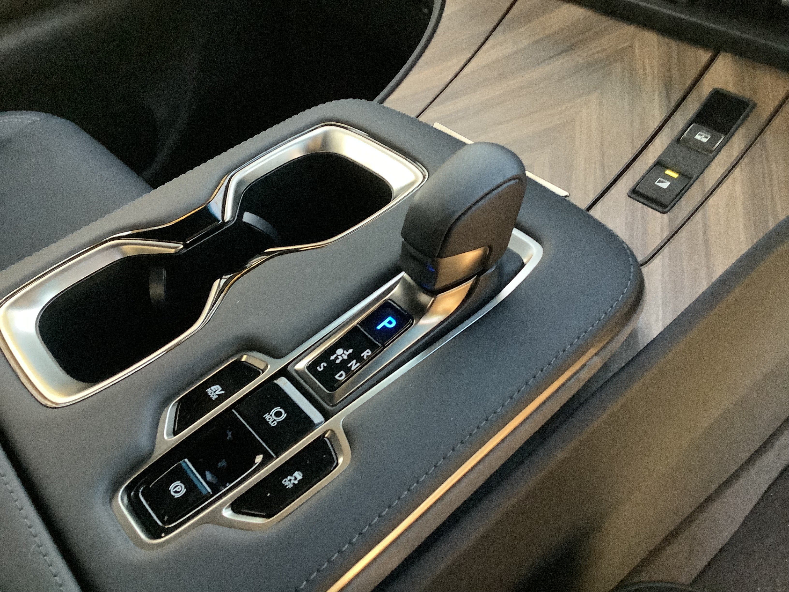 Braking and body control are both highly progressive