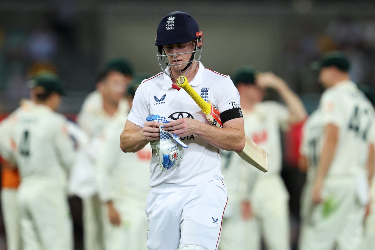 Ashes 2025 live score: England’s hopes in tatters as Australia close in on second Test victory