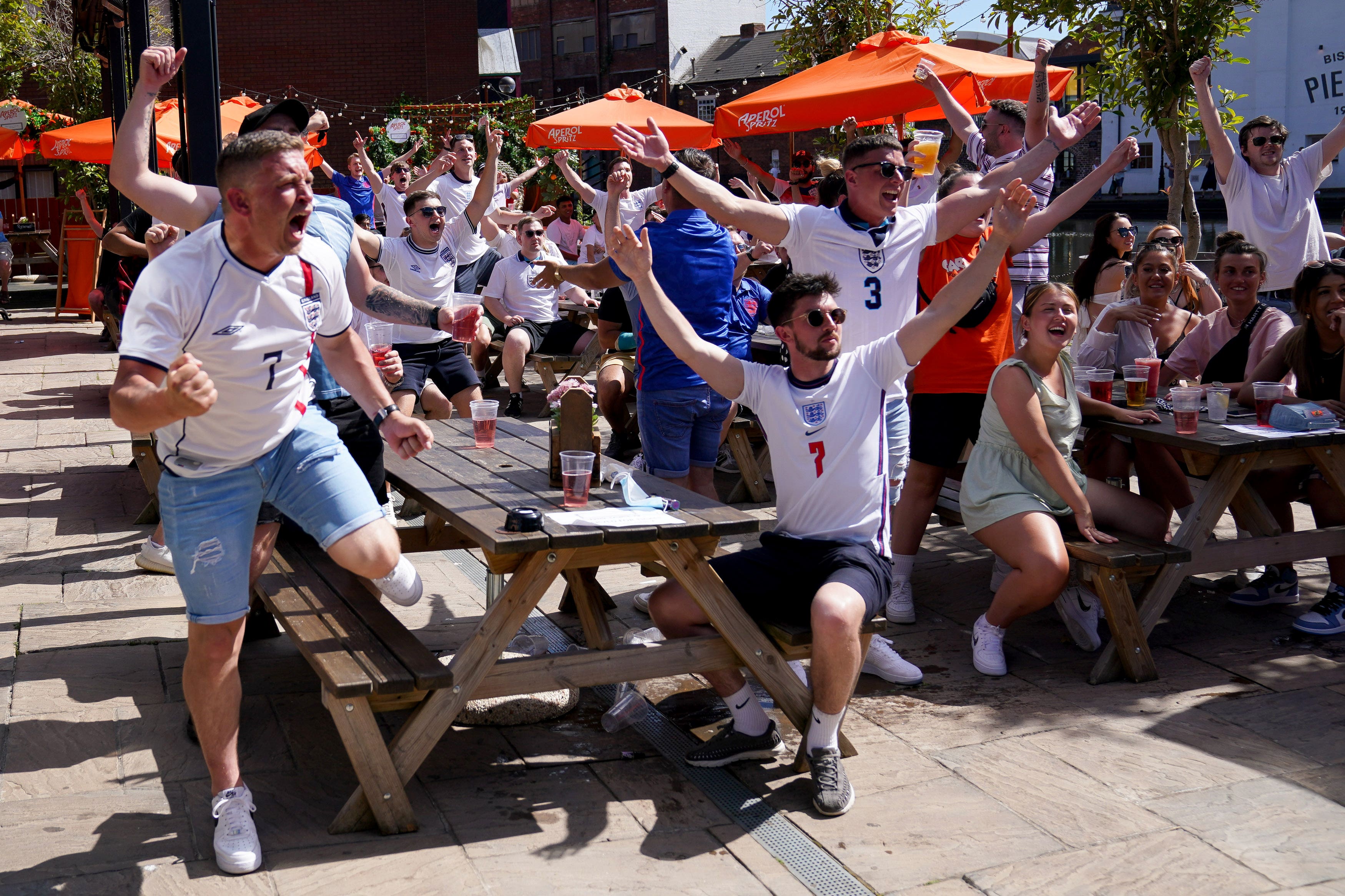 independent.co.uk - Ellie Crabbe - England World Cup match times 'welcome boost' for pubs and bars