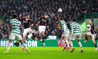 Hearts enfrenta o Celtic hoje