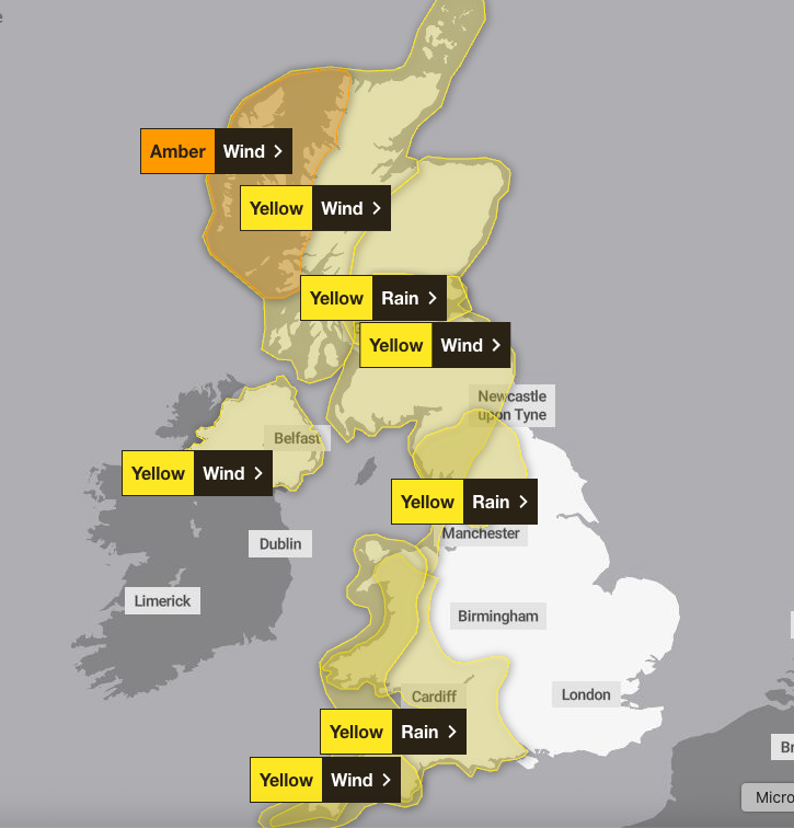 Meteorology issued yellow and amber weather warnings for wind and rain on Tuesday