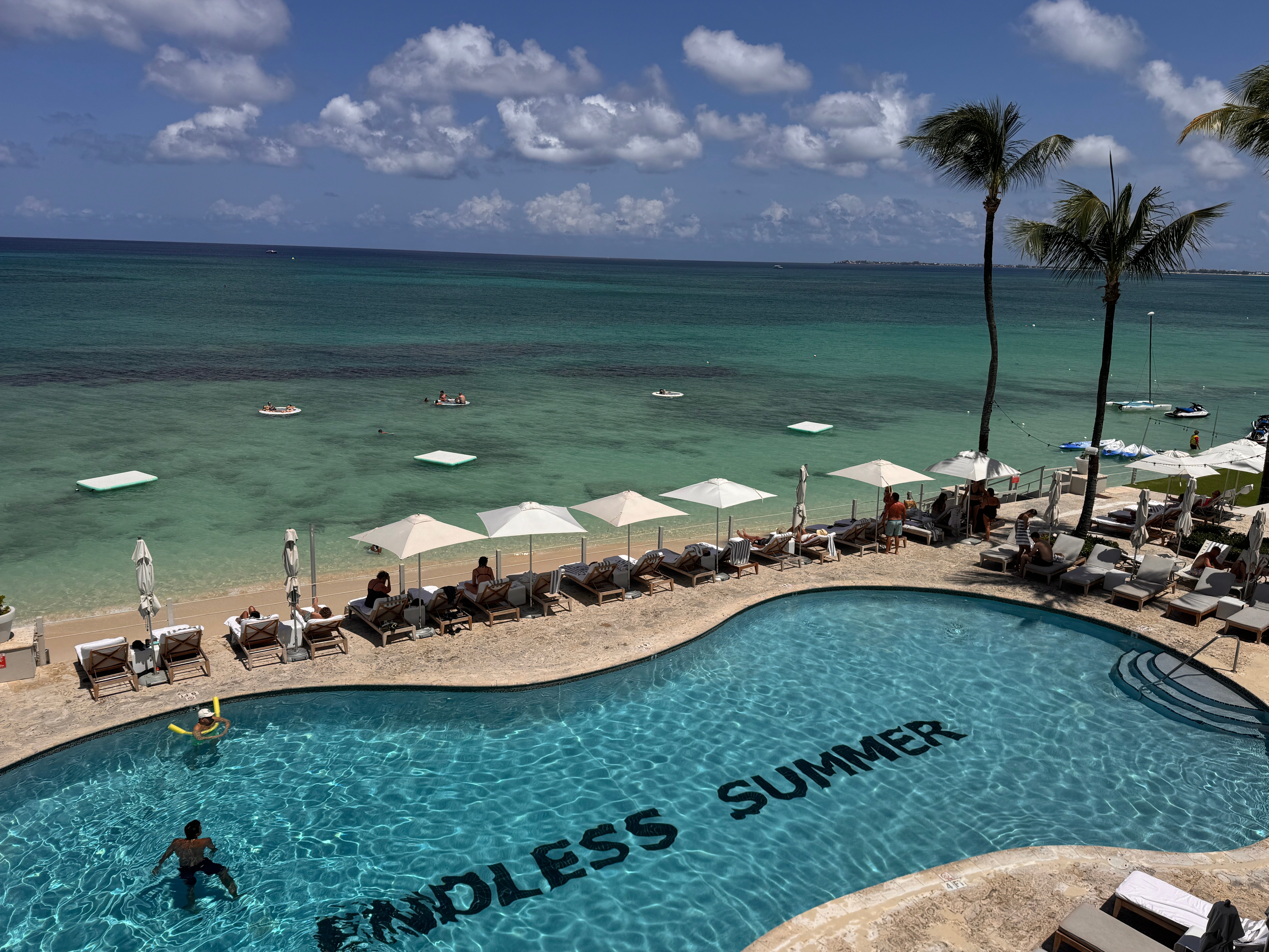 There is an increasing abundance of decent accommodation on Grand Cayman, says Robin, such as the ‘excellent’ Grand Cayman Marriott Resort, pictured
