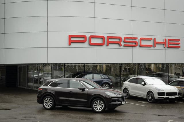 <p>Un concesionario Porsche en Moscú, Rusia, el 20 de noviembre de 2024</p>