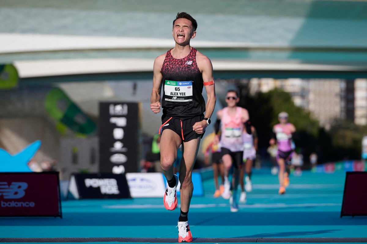 Alex Yee provides update on triathlon future after stunning run at Valencia Marathon