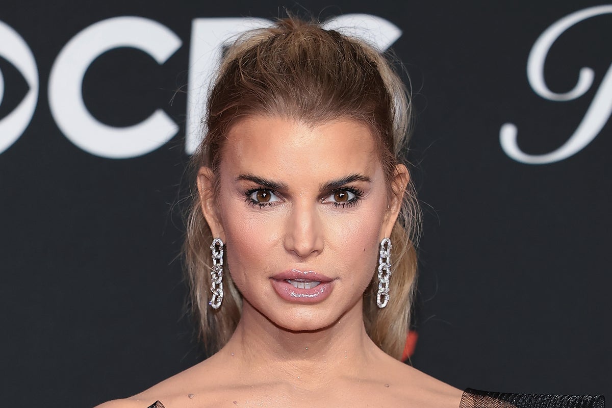 Jessica Simpson ‘feels bad’ for women turning to plastic surgery after her All’s Fair role Jessica Simpson ‘feels bad’ for women turning to plastic surgery after her All’s Fair role