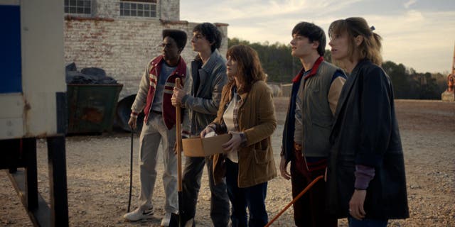<p>(L-R) Caleb McLaughlin, Finn Wolfhard, Winona Ryder, Noah Schnapp and Maya Hawke in 'Stranger Things' season five, volume one</p>