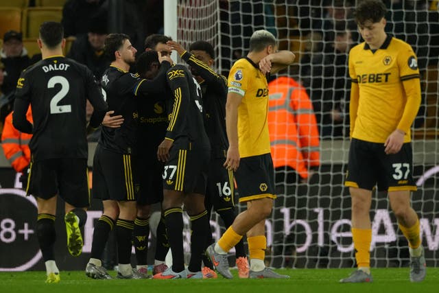 <p>Manchester United secured a big win at Molineux</p>