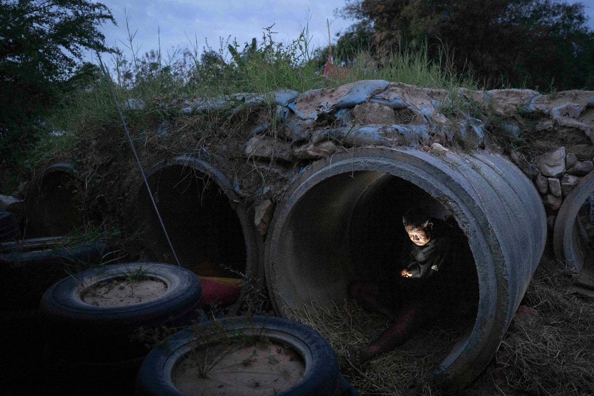 Photos show locals in Thailand and Cambodia taking shelter as border conflict intensifies Photos show locals in Thailand and Cambodia taking shelter as border conflict intensifies