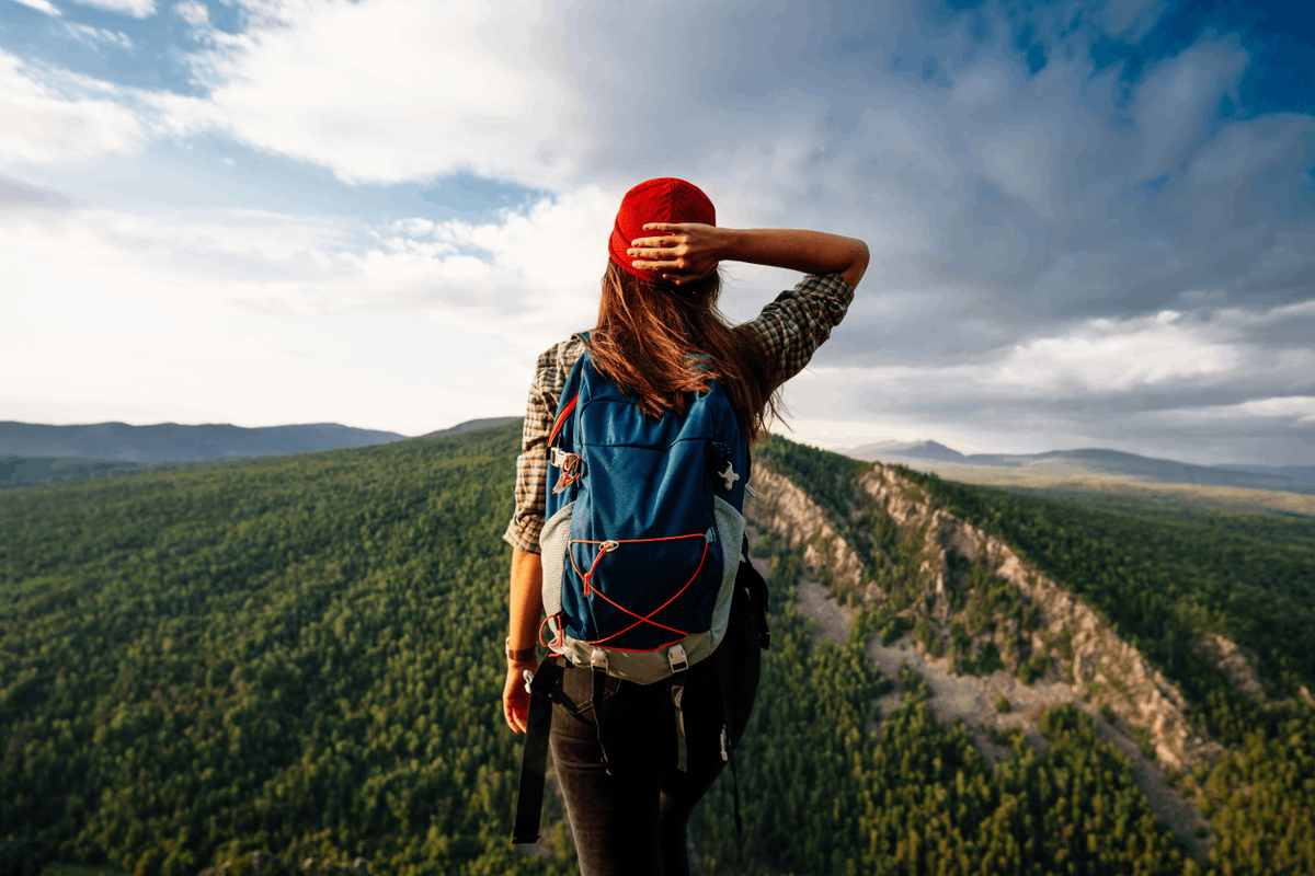 Holafly: The ultimate travel companion for backpackers