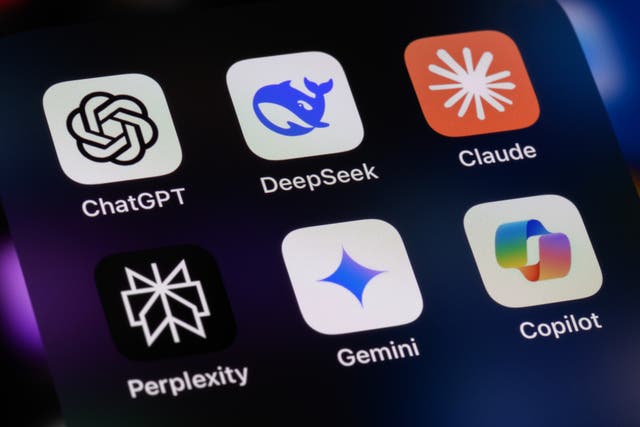 <p>Aplicaciones de inteligencia artificial como ChatGPT y Gemini fueron evaluadas por investigadores de seguridad de IA en un estudio publicado en diciembre de 2025</p>