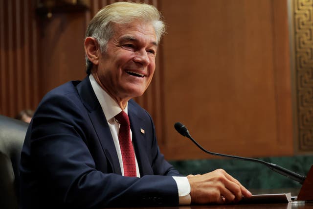 <p>Oz sends a weekly healthy tips email to his employees – something that was reportedly requested by staff</p>