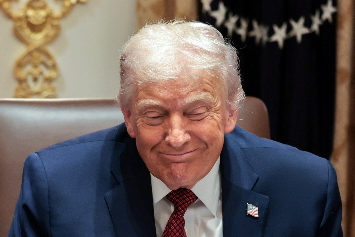 Trump’s approval rating finally starts to climb as Republicans back his handling of the economy