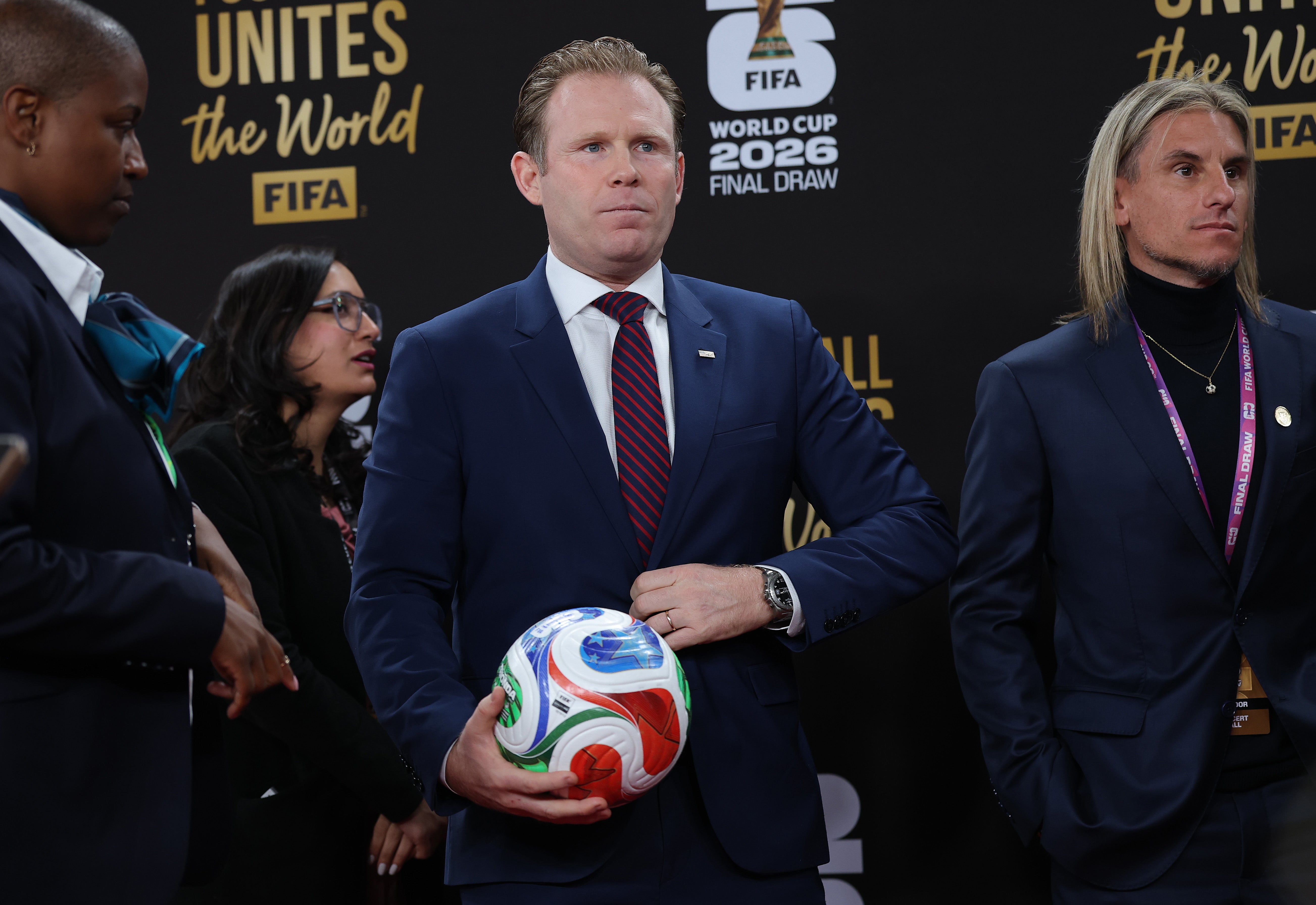 Andrew Giuliani lidera as responsabilidades diárias do governo nos preparativos para a Copa do Mundo, incluindo negociações com as cidades-sede
