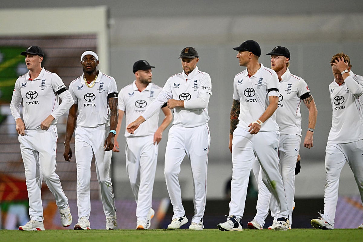 England face further scrutiny as Australian broadcaster claims cameraman ‘manhandled’ by security England face further scrutiny as Australian broadcaster claims cameraman ‘manhandled’ by security