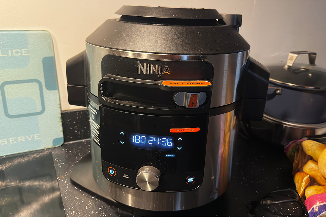 To prepare the meal, I only used the air fryer function on my Ninja 15-in-1 foodi max