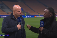 Arne Slot challenged by Clarence Seedorf over treatment of Liverpool star Mohamed Salah