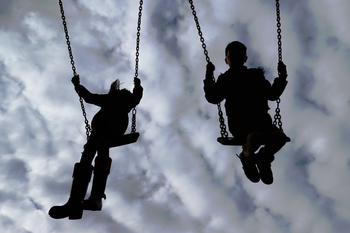 Benefits remain capped at 22,000 despite end of two-child policy