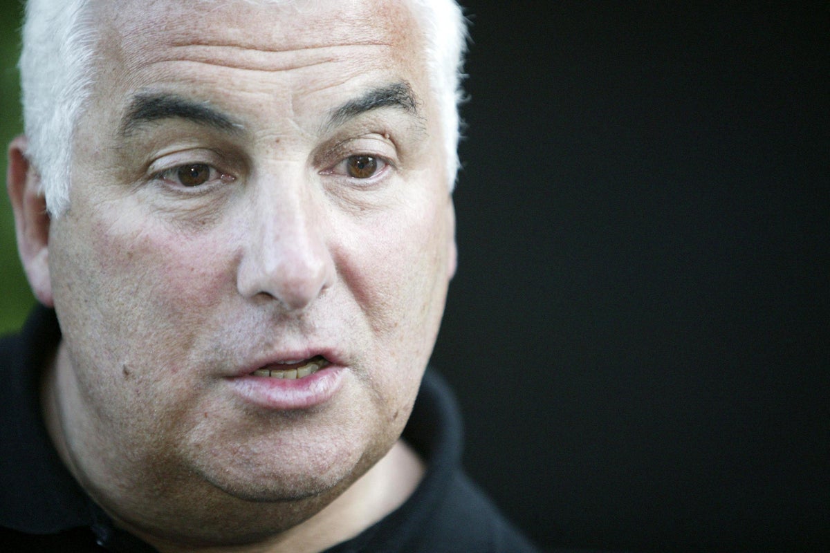 Amy Winehouse’s dad loses legal case against late singer’s friends