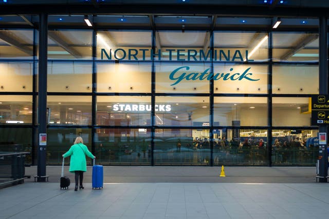 First Point Gatwick Gatwick Airport defends new £10 drop-off fee | The Independent