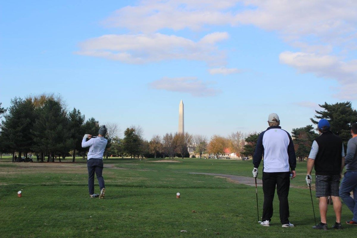 Rapor, Trump'ın balo salonu projesinden kaynaklanan zehirli kalıntıların halka açık bir golf sahasına atıldığını ortaya koyuyor