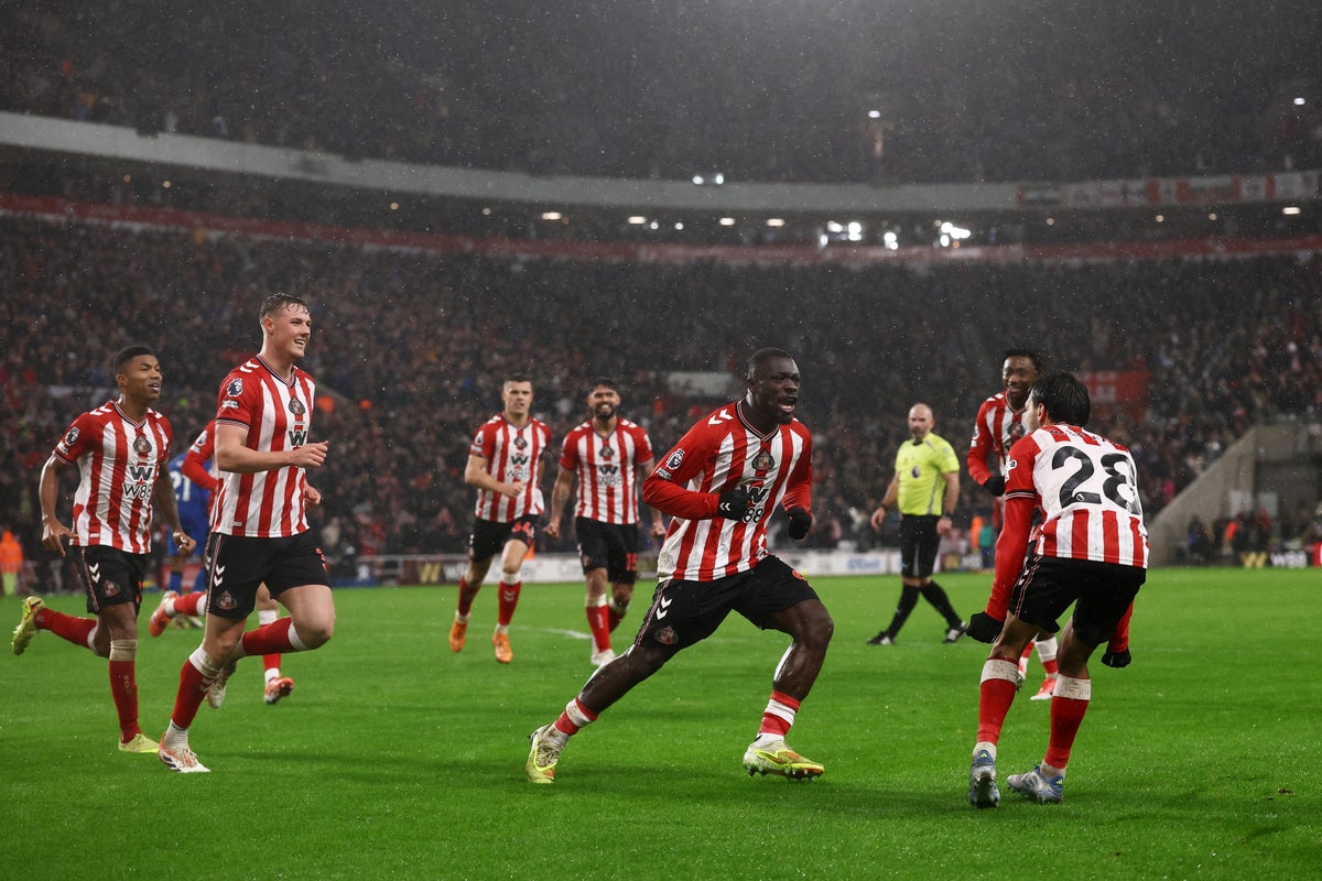 Sunderland vs Newcastle live: Tyne-Wear rivalry renews in Premier League clash at Stadium of Light