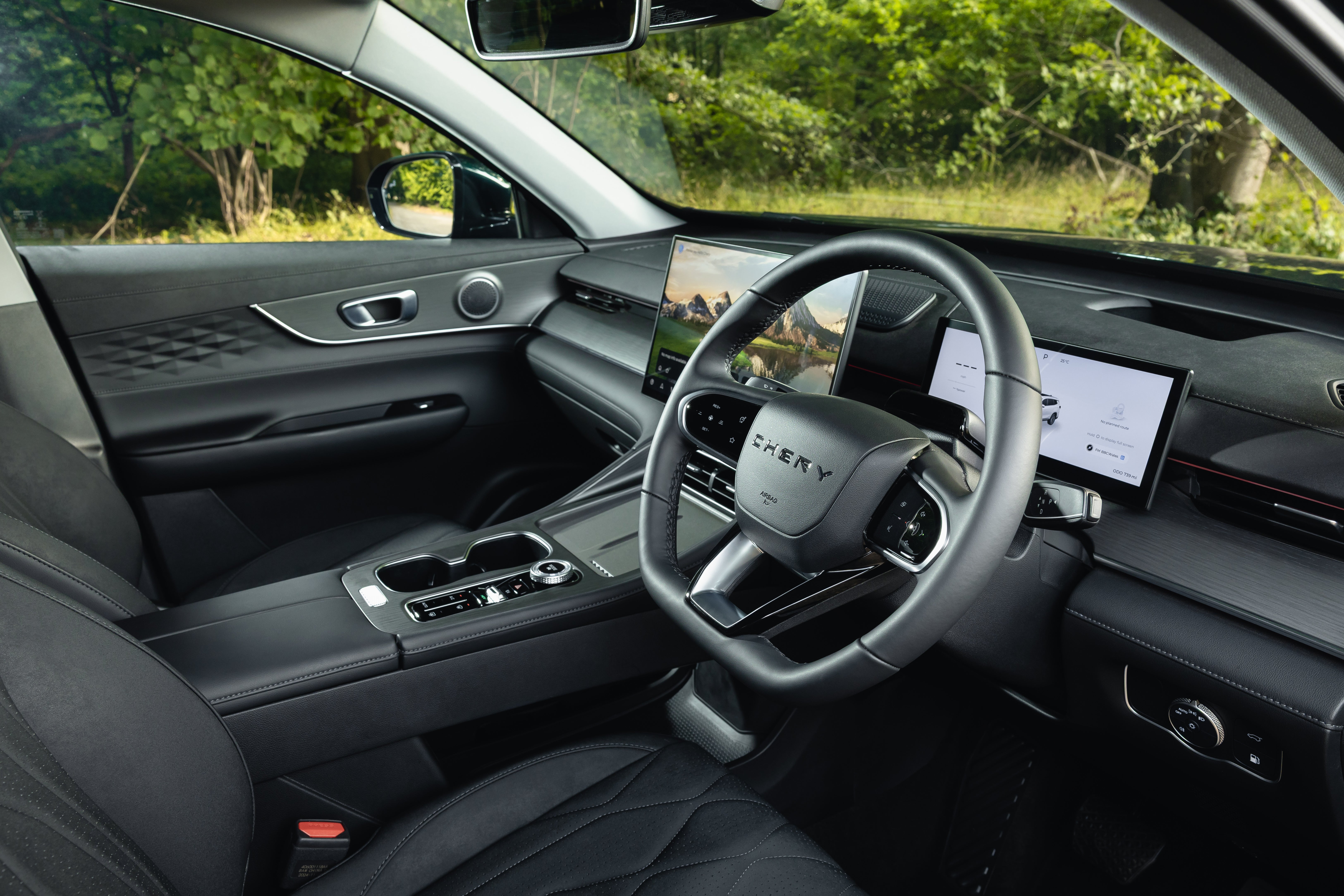 The Chery Tiggo 8 impresses for its build quality and kit level