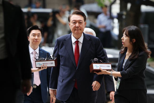 <p>File. South Korea’s former president Yoon Suk Yeol, centre, arrives for a court hearing in Seoul on 9 July 2025</p>