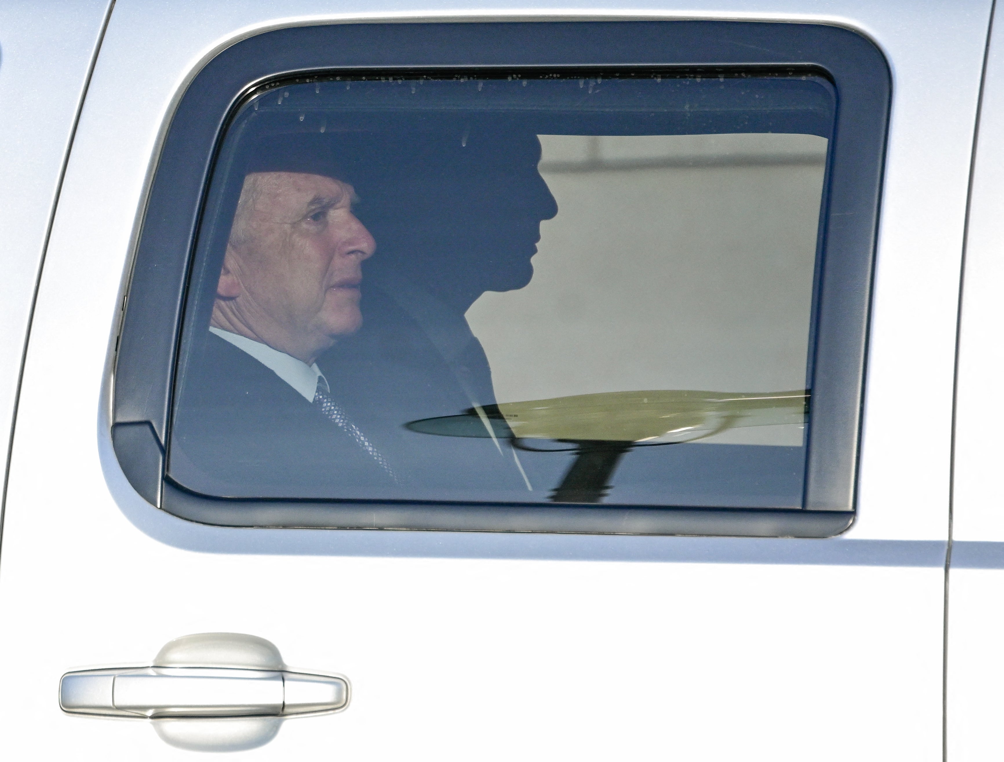 <p>Ukraine-Russia war latest: Trump envoy in Moscow for talks today after claiming deal ‘down to one issue’</p>