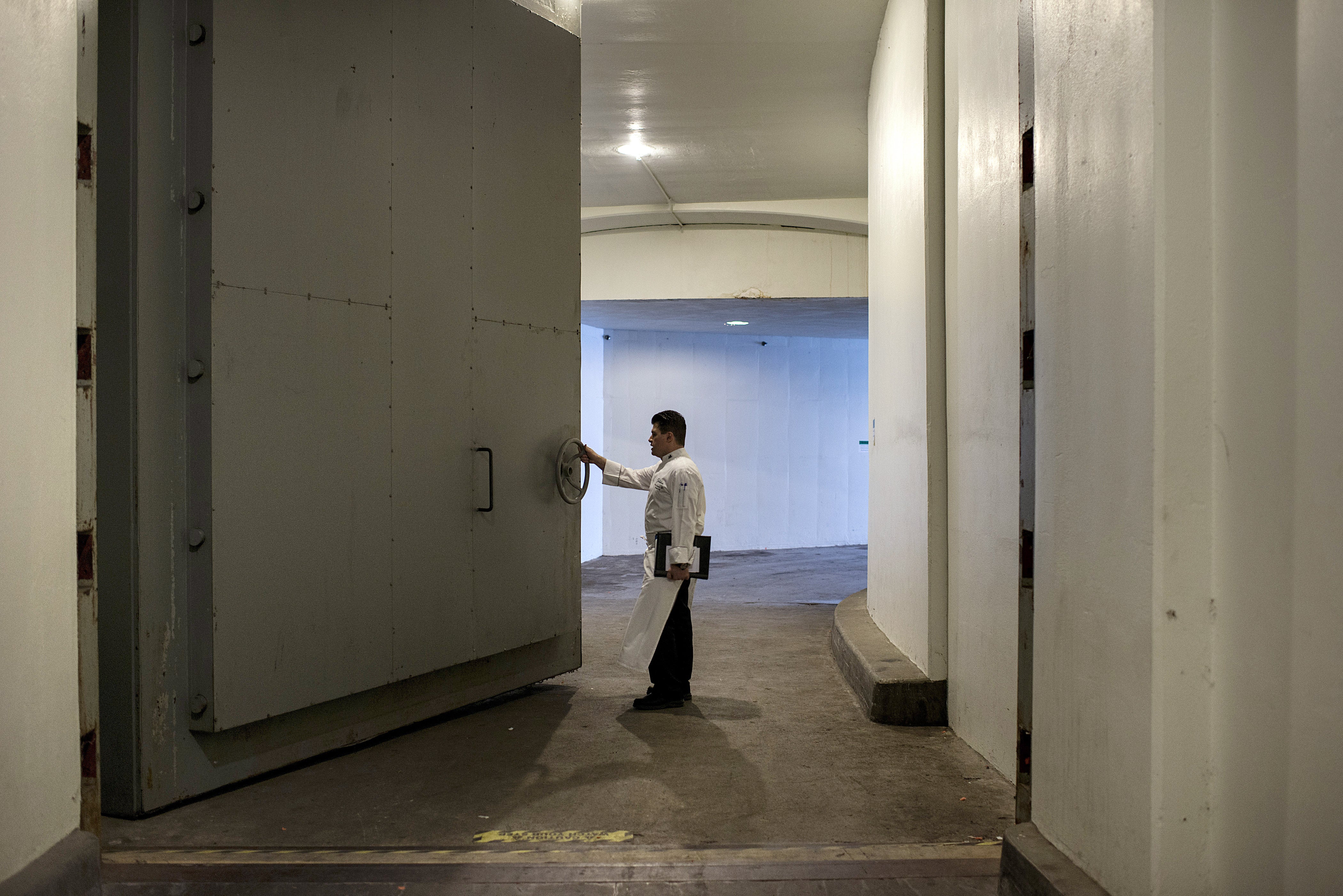 The other doors, large enough to drive vehicles through, weighed between 18 and 30 tonnes. Their maker, Mosler, claimed the doors could survive the impact of an atomic bomb blast, having conducted successful tests on a vault door at the government's Nevada Test Site in 1957