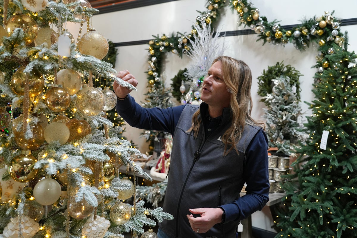 Why America still can’t make its own artificial Christmas trees