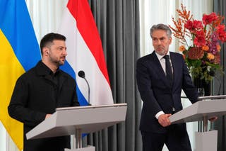 Ukraine's President Volodymyr Zelensky, left, and Dutch Prime Minister Dick Schoof attending a news conference last month