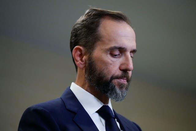 <p>Special Counsel Jack Smith delivers remarks on a recently unsealed indictment including four felony counts against former U.S. President Donald Trump on August 1, 2023 in Washington, DC</p>