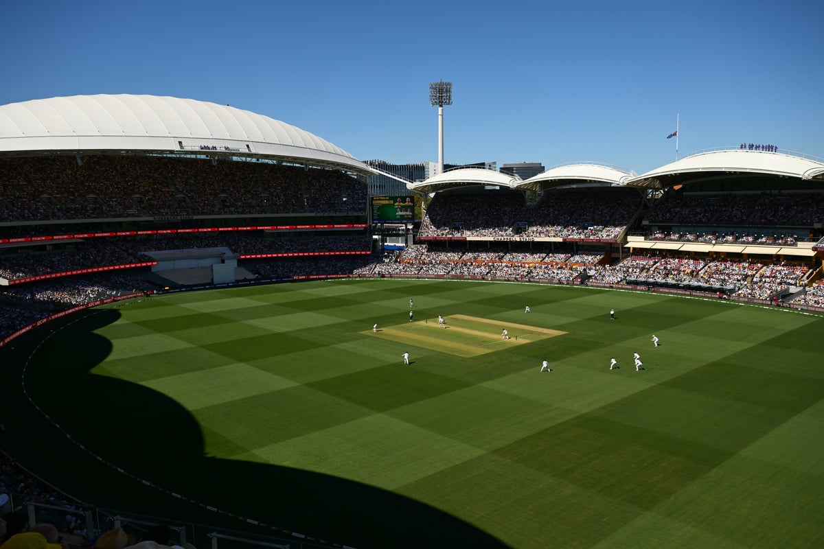 Ashes 2025 live score: Latest updates and day two scorecard as England battle Australia in third Ashes Test – UK Times