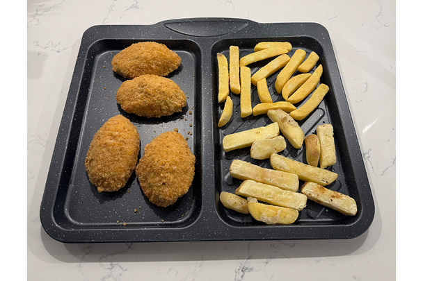 Best baking tray Indybest review Salter megastone 40cm split baking tray