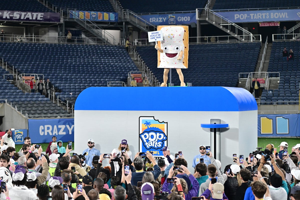 How did Pop-Tarts become the biggest thing in college football bowl games?
