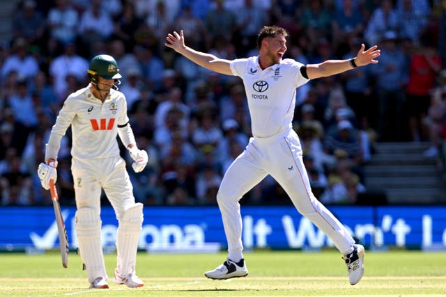 <p>Josh Tongue appeals for the wicket of Alex Carey to no avail</p>