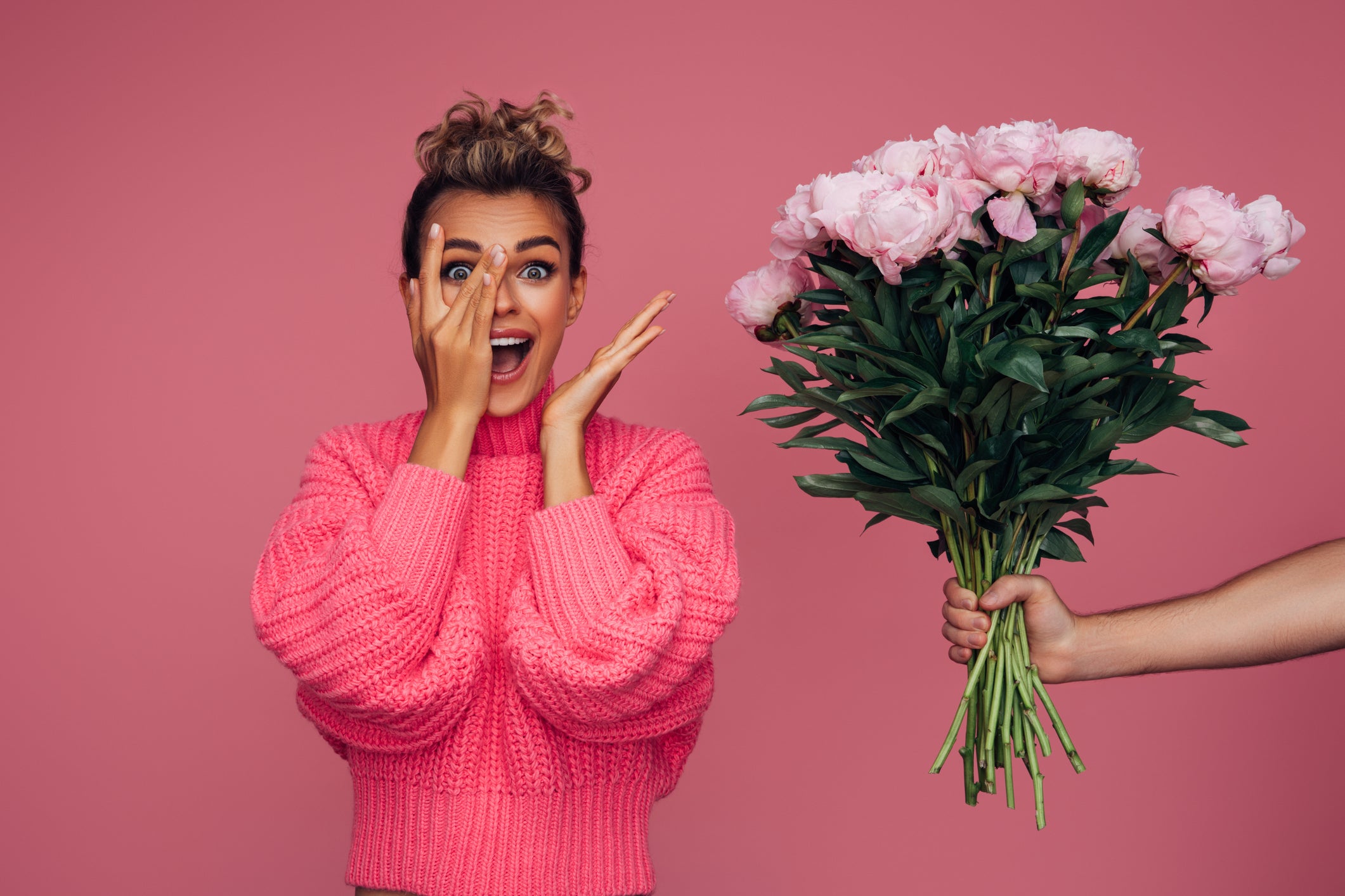 Miley Cyrus may have schooled us in buying our own flowers, but girlfriends of 'high-effort' men will never have to