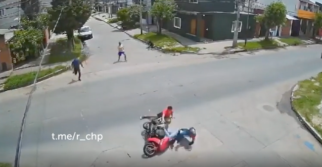 <p>Argentina purse snatching</p>