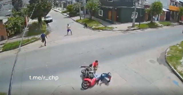 <p>Argentina purse snatching</p>