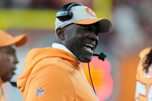 BUCCANEERS-BOWLES