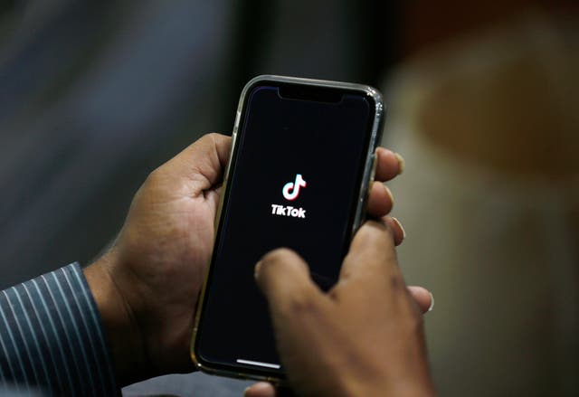 <p>California Gov. Gavin Newsom has initiated an investigation into whether TikTok's alleged censorship violates state law, while TikTok attributes user issues to a power outage</p>