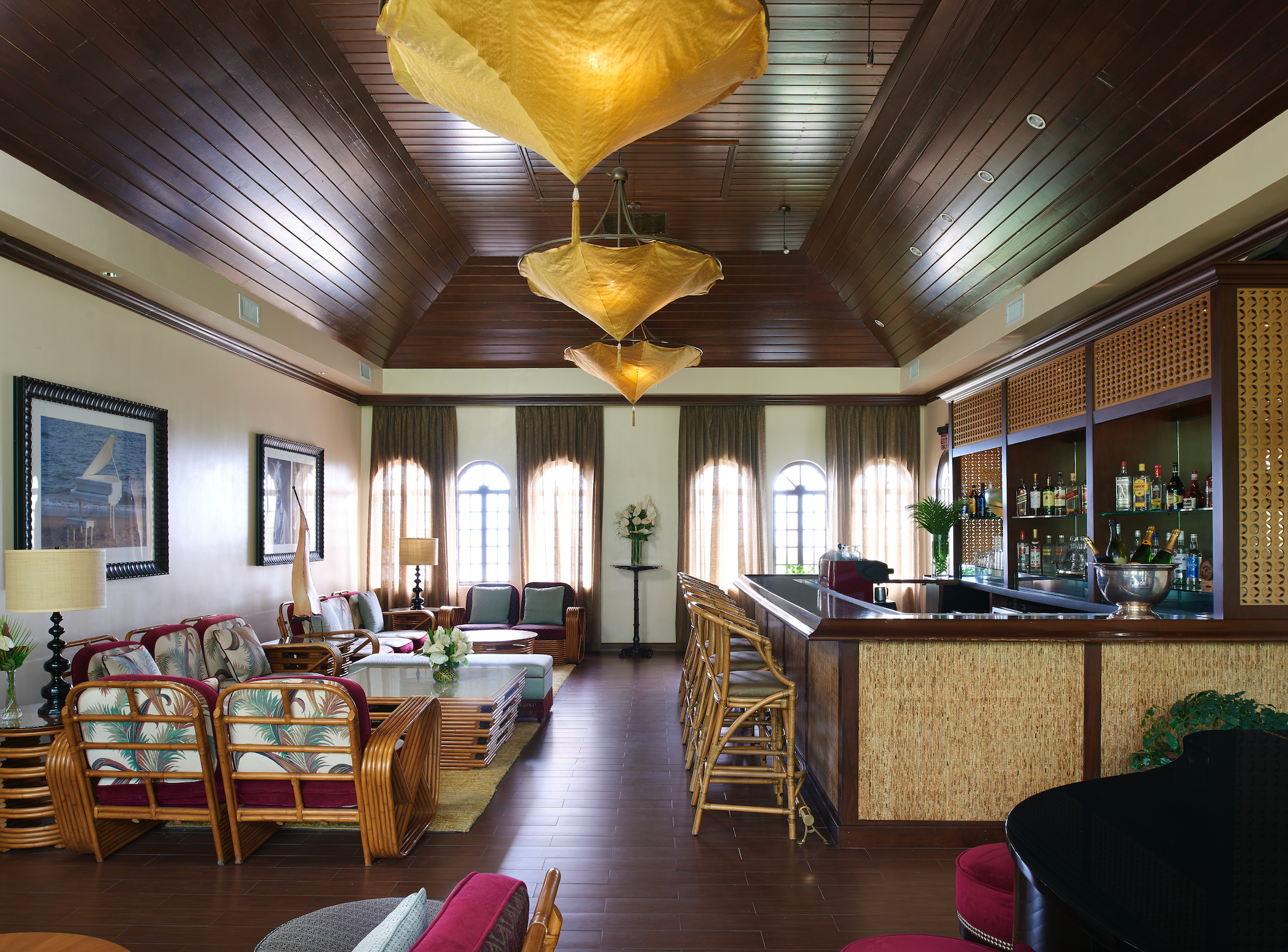 The champagne bar at StolenTime in St Lucia has no official closing time