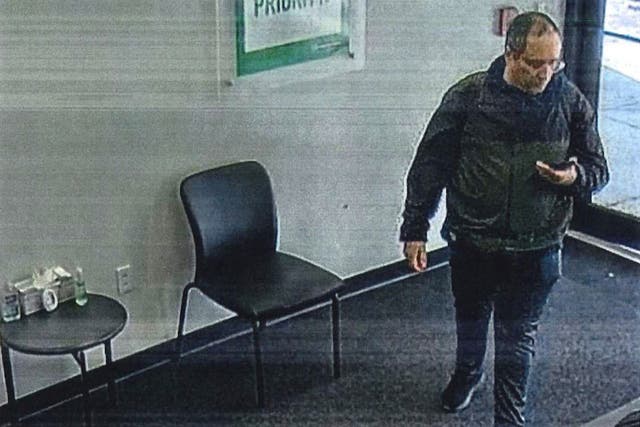 <p>Claudio Neves Valente, ciudadano portugués de 48 años, señalado como el presunto autor del tiroteo en la Universidad de Brown, fue hallado muerto</p>