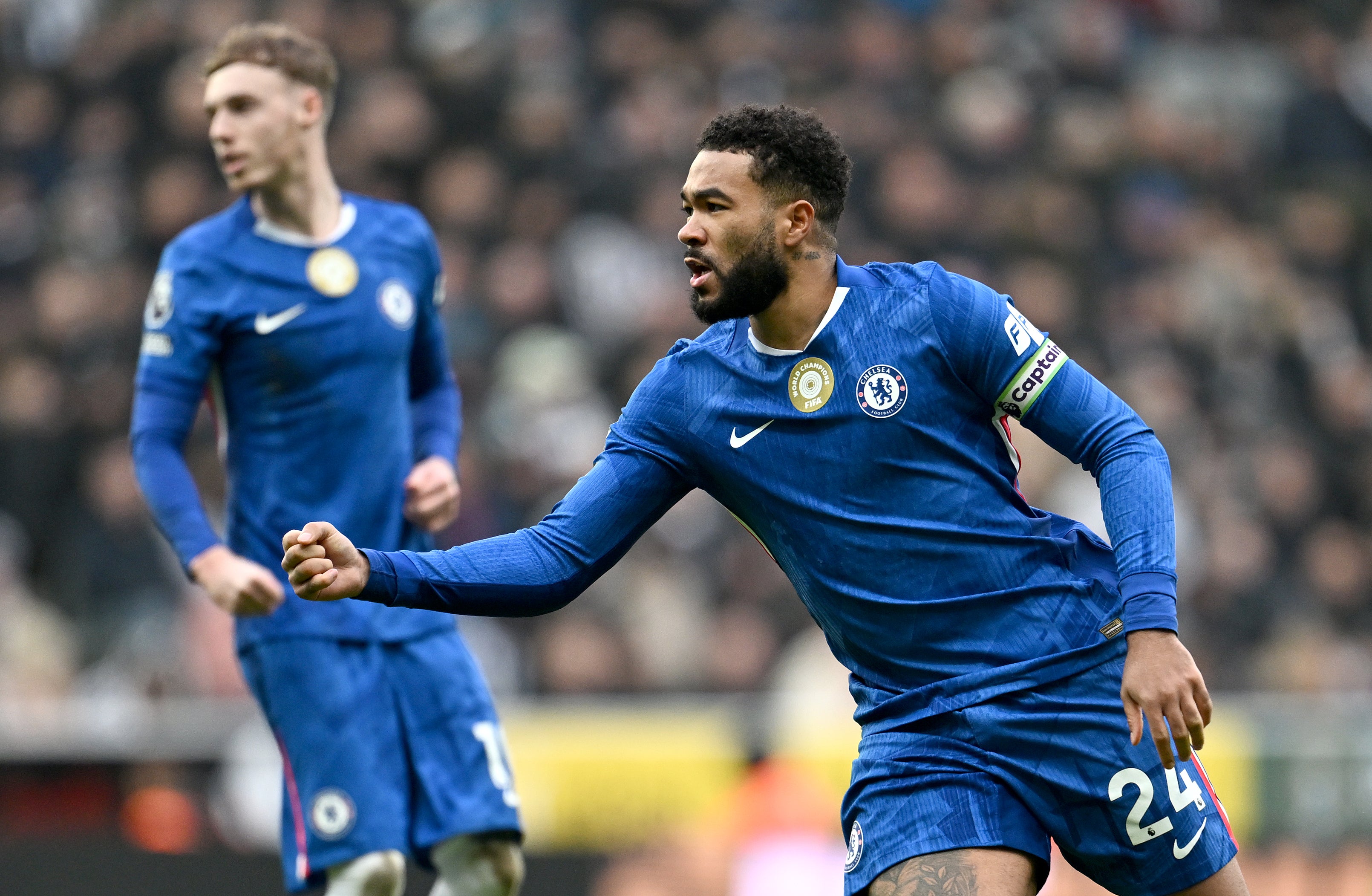 Рис Џејмс је сјајно смањио заостатак из слободног ударца