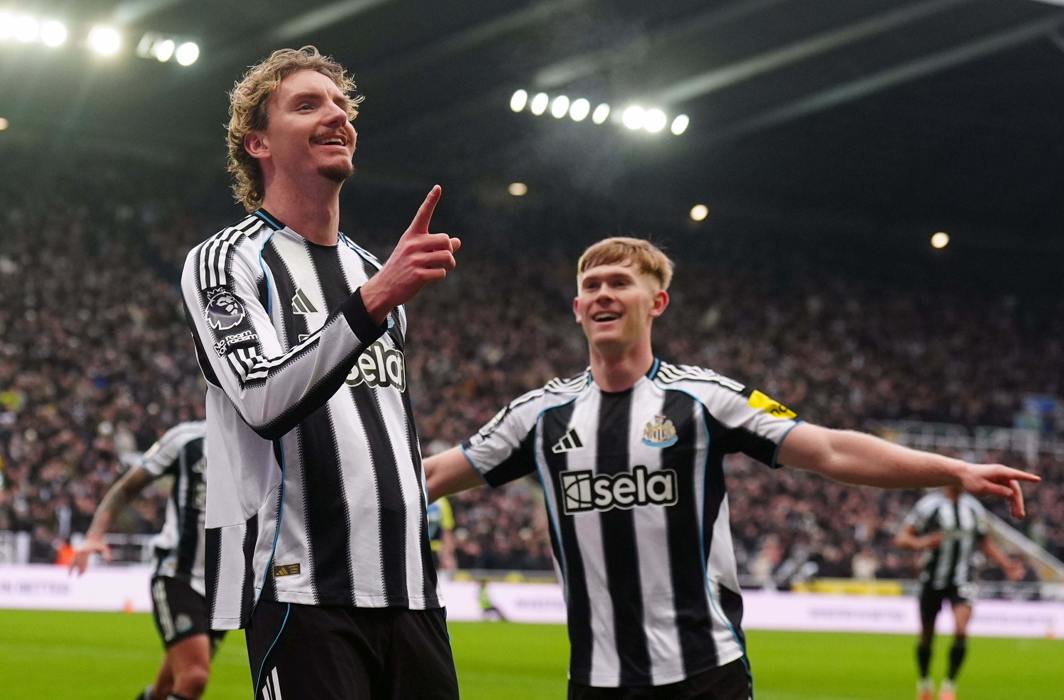 Дубл Ника Волтемејда у првом полувремену имао је контролу над Њукаслом