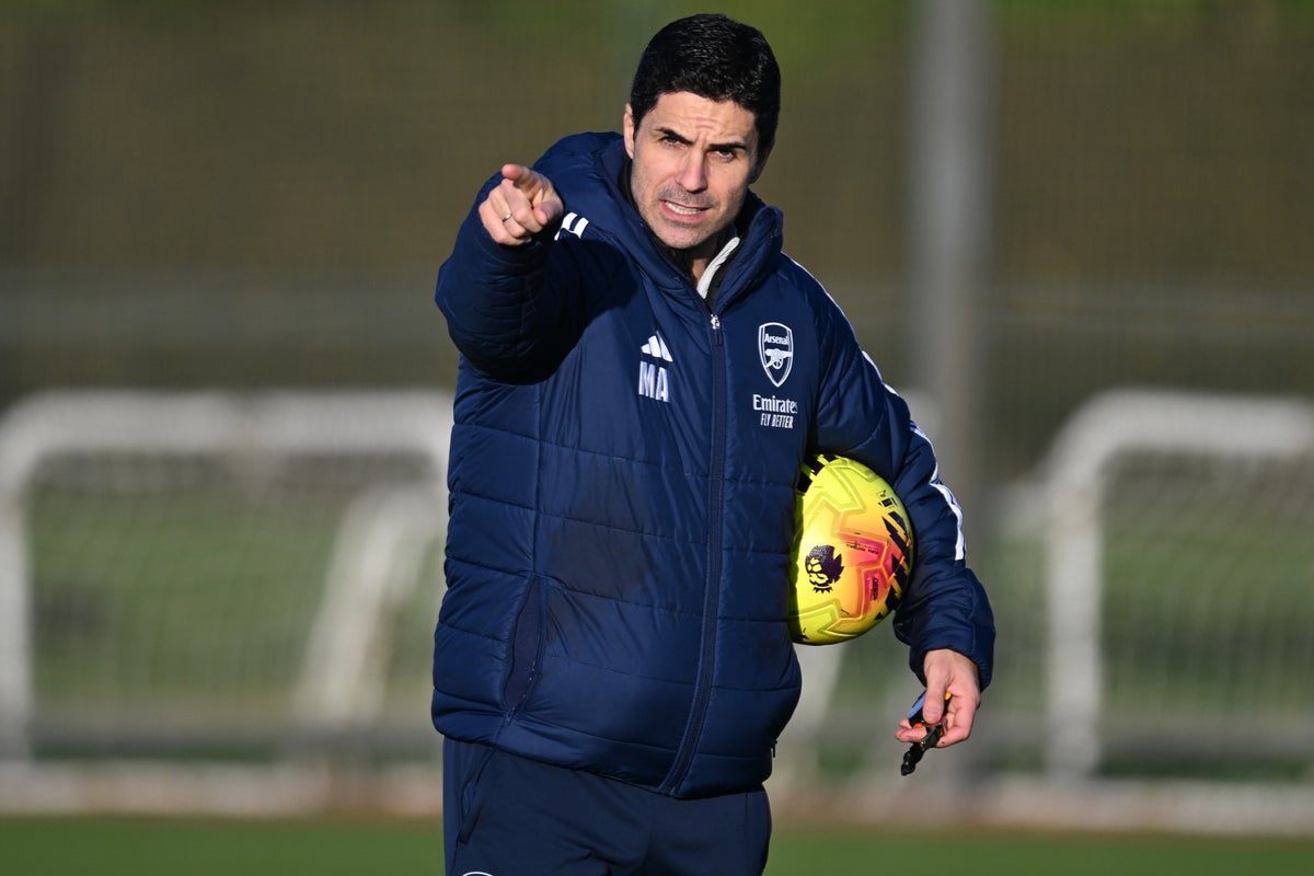 Everton vs Arsenal live: Gunners seek to regain top spot in Premier League clash