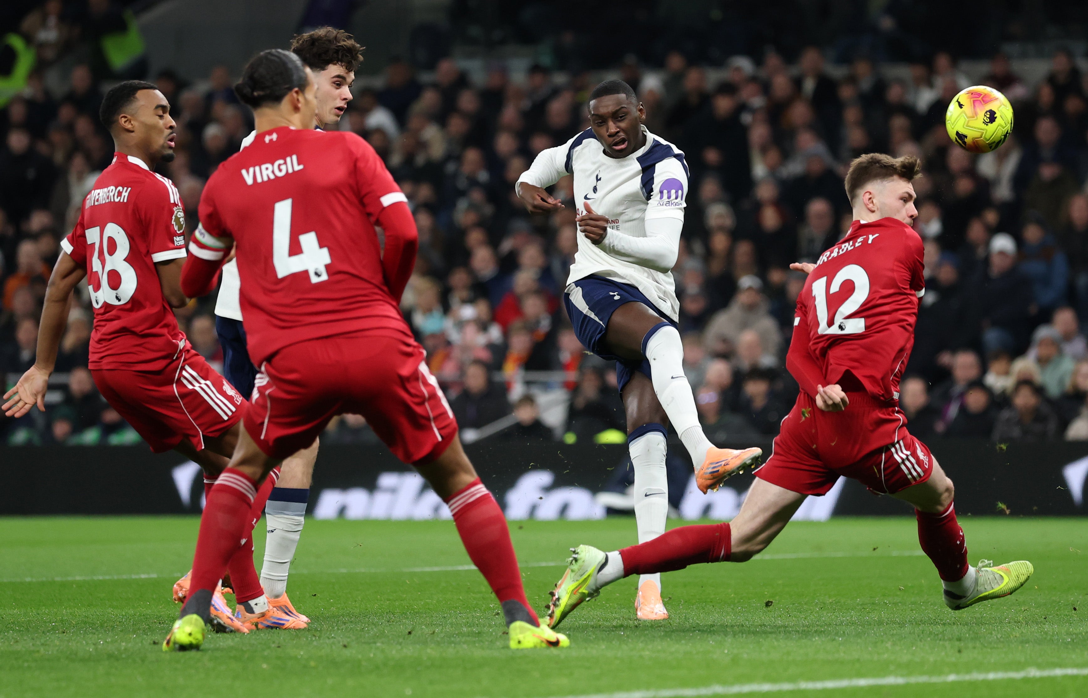 Tottenham v Liverpool live: Resurgent Reds look to heap pressure on under-fire Spurs in Premier League